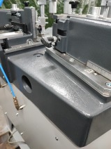 ZAGNIATARKA / ZACISKARKA DO NAROŻY ELUMATEC EP 124 ROK 2006