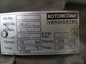 KOMPRESOR - SPRĘŻARKA ŚRUBOWA AIRPOL 5/0,8 NK40 ROK 2002