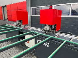 WIERTNICA AUTOMATYCZNA OTWORÓW POD ZAWIASY W RAMIE FIMTEC F-16 JO ROK 2012