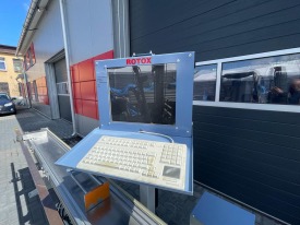 ELEKTRONICZNY ZDERZAK POZYCJONUJĄCY ROTOX LA 396 ROK 2011