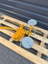 PODNOŚNIK PRÓŻNIOWY DO SZKŁA FEDERHENN ROK 2011