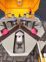 ZAGNIATARKA / ZACISKARKA  DO NAROŻY PRESSTA ALUMA ITACA ROK 2014