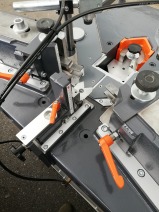 ZAGNIATARKA / ZACISKARKA DO NAROŻY ELUMATEC EP 124 