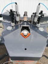 ZAGNIATARKA / ZACISKARKA  DO NAROŻY ELUMATEC EP 124 ROK 2006