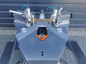 ZAGNIATARKA / ZACISKARKA DO NAROŻY ELUMATEC EP 124