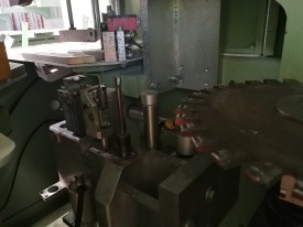 OCZYSZCZARKA AUTOMATYCZNA CNC URBAN SV 310 ROK 2006